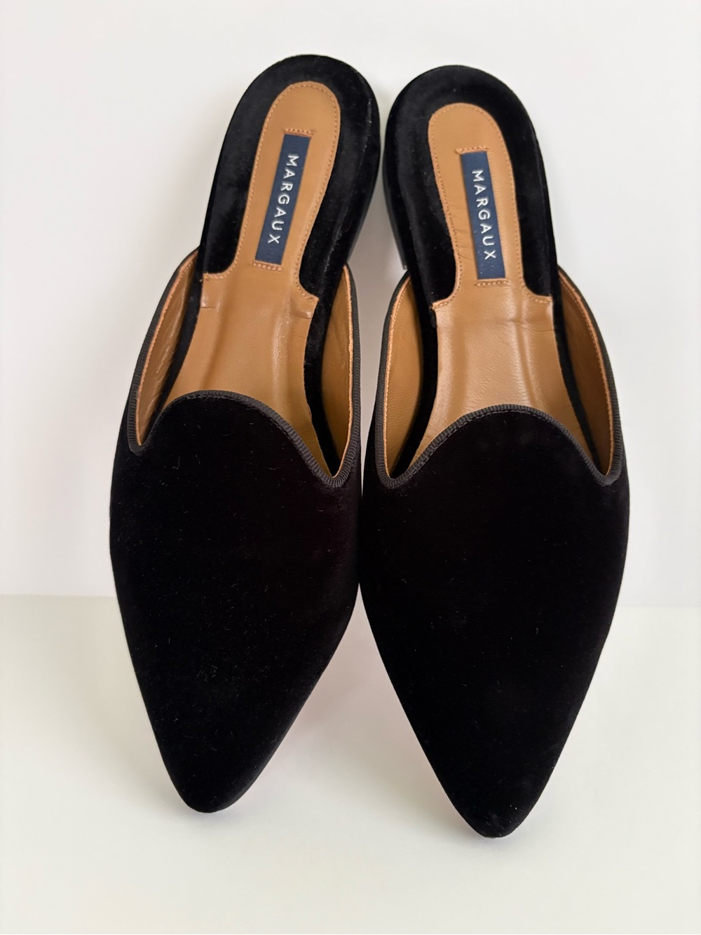 Margaux Black Velvet The Mule Pointed Toe Leather Lining Grosgrain Trim Size 9.5